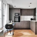 Welcoming Studio 1Br - 2P - Opera
